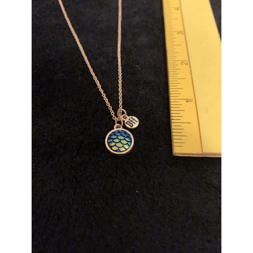 Necklace Mermaid Scales BFF Iridescent Pendant Gold Tone Chain - Picture 6 of 6